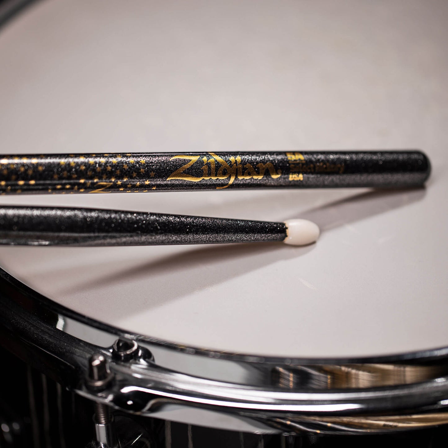 Z Custom LE Drumstick Collection 5A Black Chroma, Nylon Tip