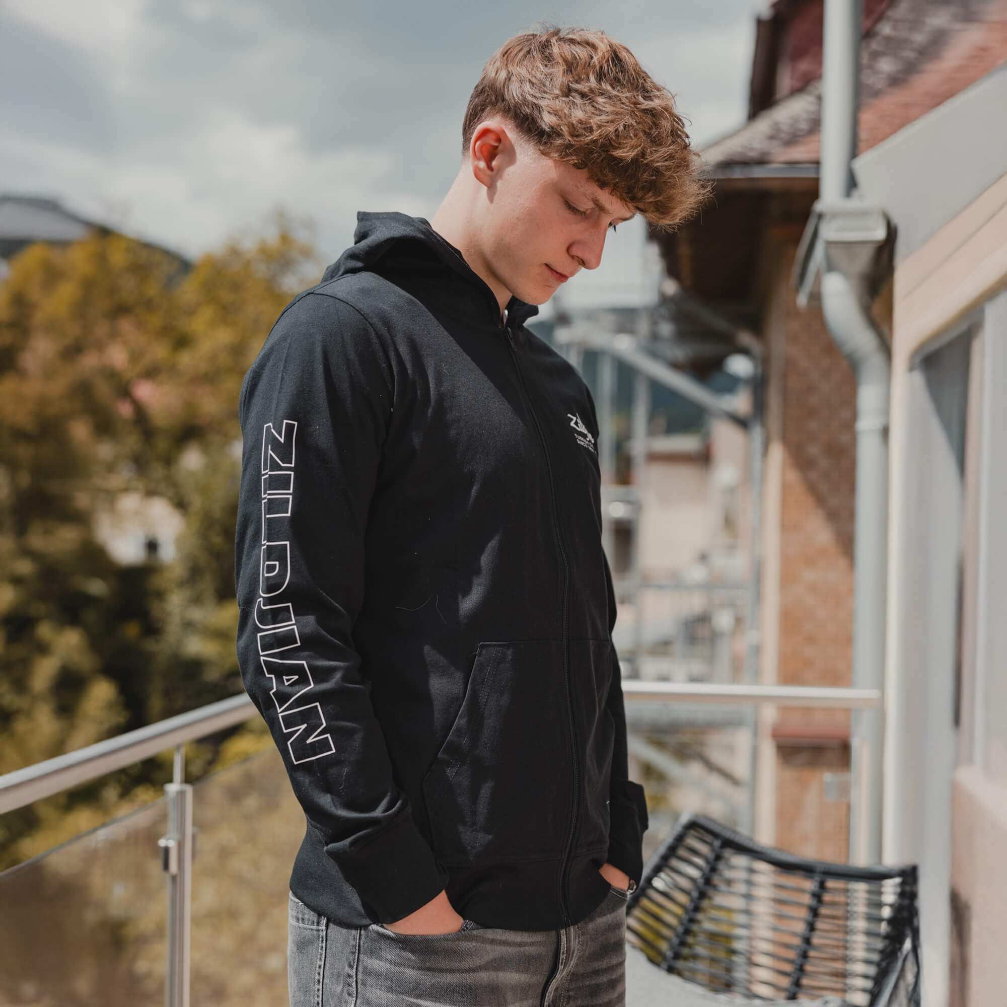 【 シト 】 Zildjian Lightweight Zip Hoodie