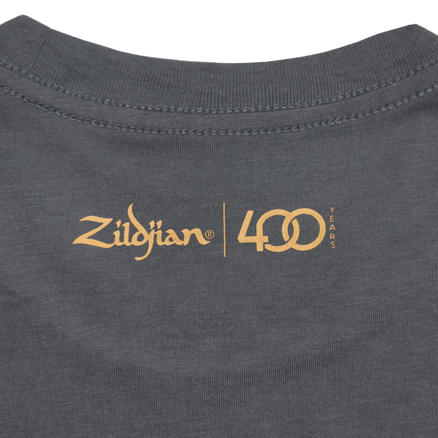 Neck logo of Zildjian Limited Edition 400th Anniversary Classical Tee